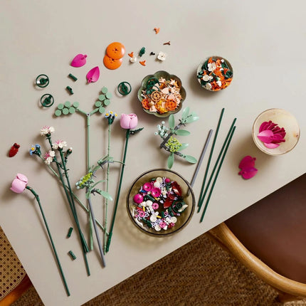 LEGO® Botanicals 10342 Krásná kytice růžových květin