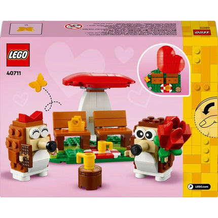 LEGO® Iconic 40711 Ježčí rande s piknikem
