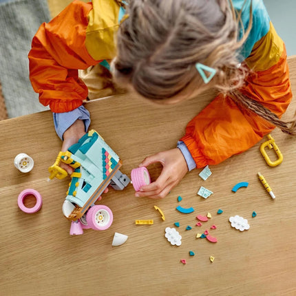 LEGO® Creator 3 v 1 31148 Retro kolečkové brusle