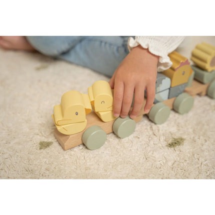 Vláček dřevěný slepička Farma