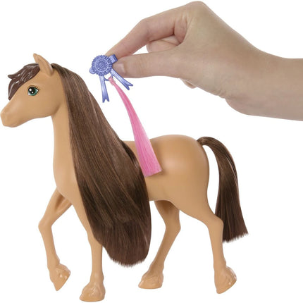 Barbie Mysteries: The Great Horse Chase Kůň Pepper HXJ37