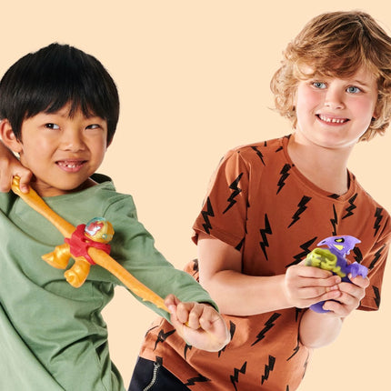 Goo Jit Zu Figurka Galaktický útok Série 5 vesus balení Sun Fyre Blazagon vs. Dark Matter Terrack 12 cm