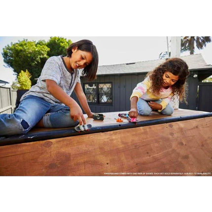 Hot Wheels Fingerboard a boty 10,5 cm HGT46 Ridin Sky