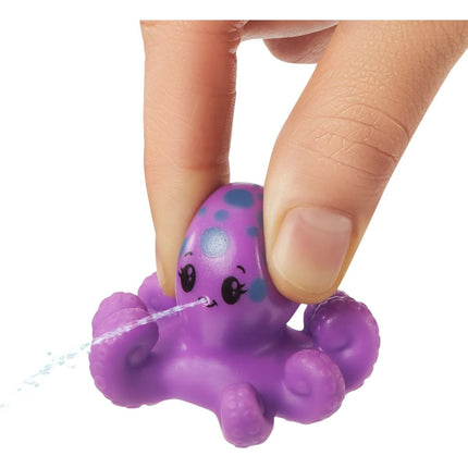 Barbie Color Reveal panenka Pěna plná zábavy Jahoda GTR91