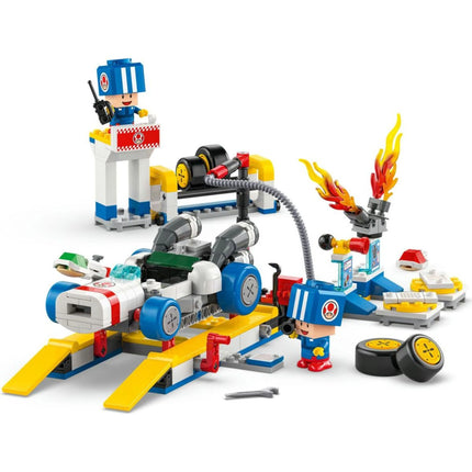 LEGO® Super Mario™ 72035 Mario Kart™ - Toad a jeho garáž