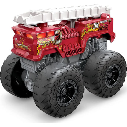 Hot Wheels Monster Trucks Svítící a rámusící vrak 5 Alarm