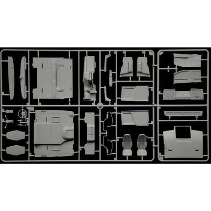 Model Kit truck 3942 Volvo FH4 Globetrotter Medium Roof 1:24
