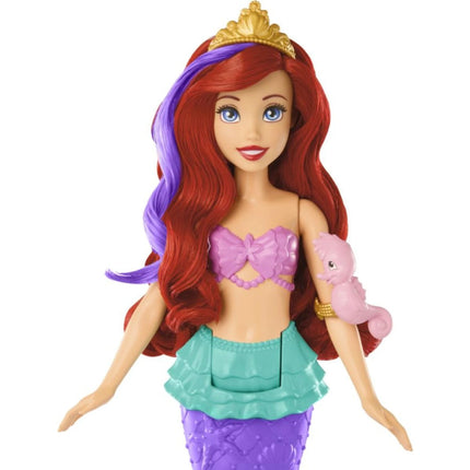 Plavající malá mořská Víla Ariel - Disney Princezny