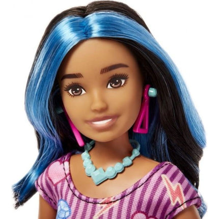 Barbie Skipper First job piercing