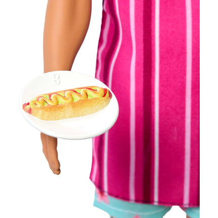 Barbie Ken s kuchařskými doplňky