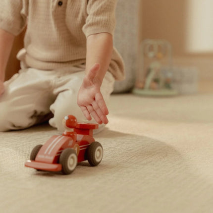 Závodní autíčka na setrvačník dřevěná