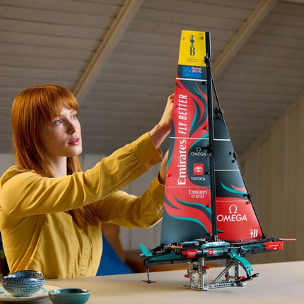 LEGO® Technic 42174 Jachta Emirates Team New Zealand AC75