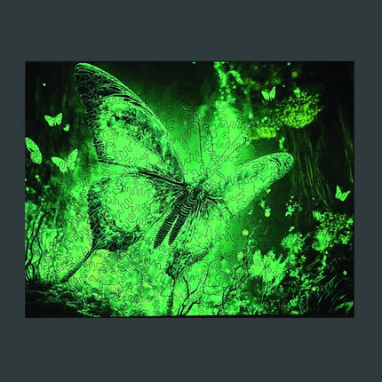 Dřevěné puzzle Motýl A3 GID svítící ve tmě