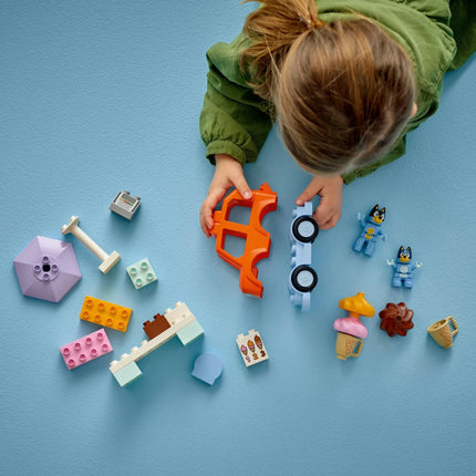 LEGO® DUPLO® Bluey 10458 Bluey a výlet na zmrzlinu