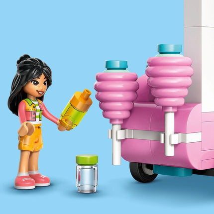 LEGO® Friends 42643 Stánek s cukrovou vatou a skútr