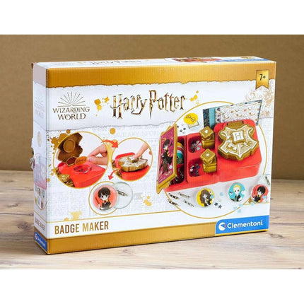 Výroba odznaků Harry Potter