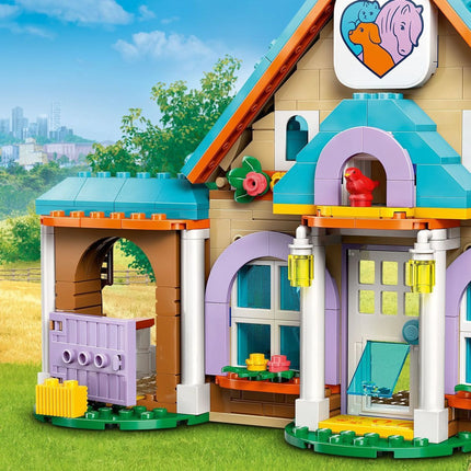 LEGO® Friends 42651 Veterinární klinika pro koně a domácí mazlíčky