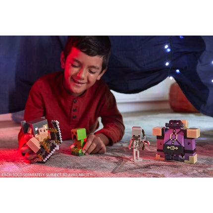 Minecraft Legends Dvě figurky Creeper vs. Piglin Bruiser 8 cm