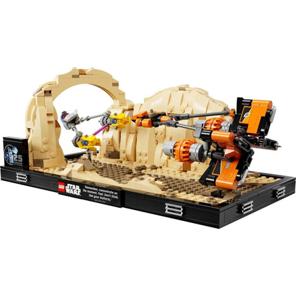 LEGO® Star Wars™ 75380 Závody kluzáků v Mos Espa - diorama