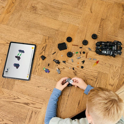 LEGO® DC Batman™ 76303 Batman™ Tumbler vs. Two-Face™ a Joker™